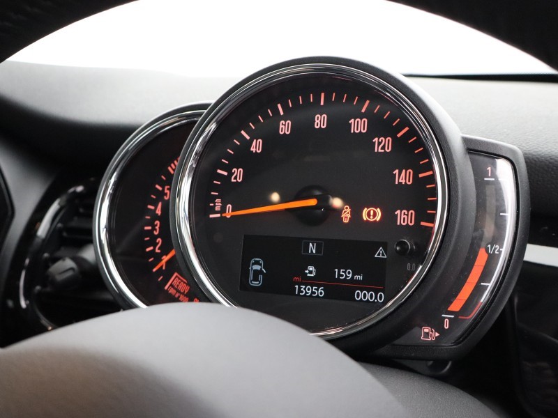 2022 (22) MINI HATCHBACK 1.5 Cooper Classic 5dr 4945824