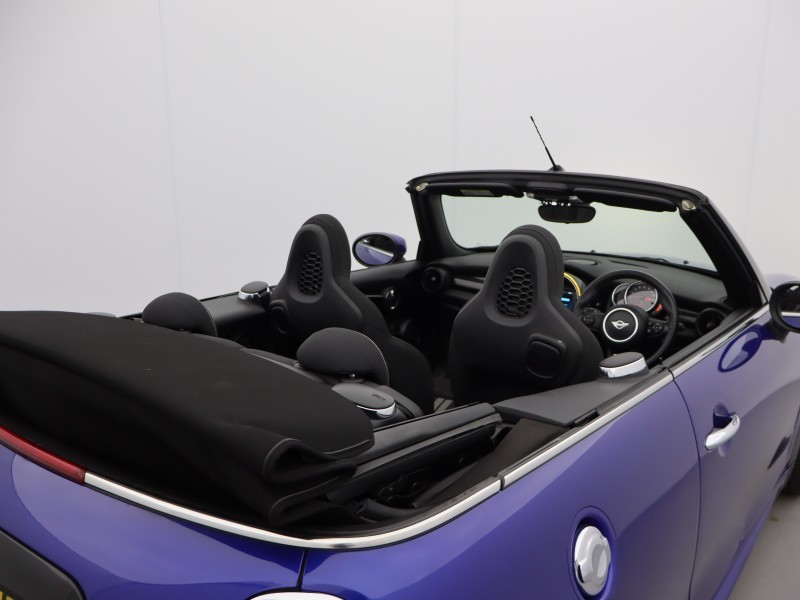 2019 (69) MINI CONVERTIBLE 2.0 Cooper S Sport II 2dr 4978868