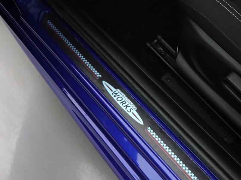 2019 (69) MINI CONVERTIBLE 2.0 Cooper S Sport II 2dr 4978837