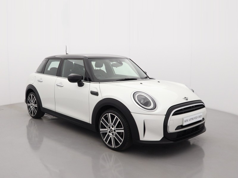2023 (73) MINI HATCHBACK 1.5 Cooper Exclusive Premium 5dr Auto