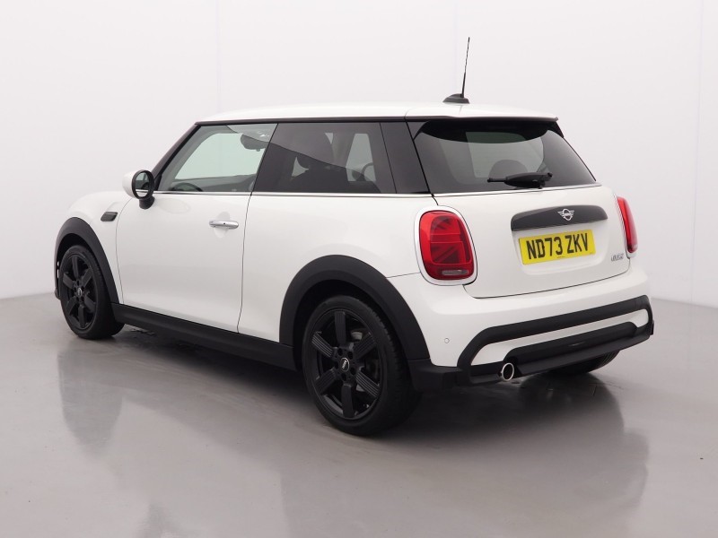 2023 (73) MINI HATCHBACK 1.5 Cooper Classic Premium 3dr