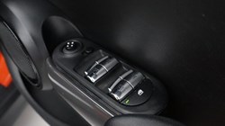 2019 (68) MINI HATCHBACK 1.5 Cooper Classic II 5dr 4977615