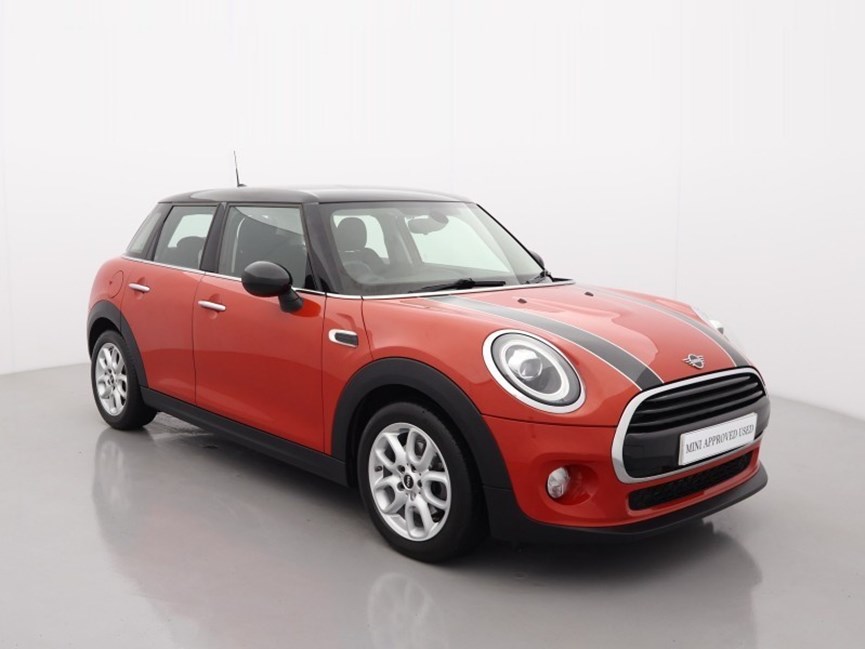 2019 (68) MINI HATCHBACK 1.5 Cooper Classic II 5dr