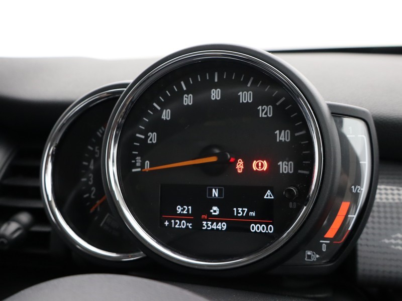 2019 (68) MINI HATCHBACK 1.5 Cooper Classic II 5dr 4977639