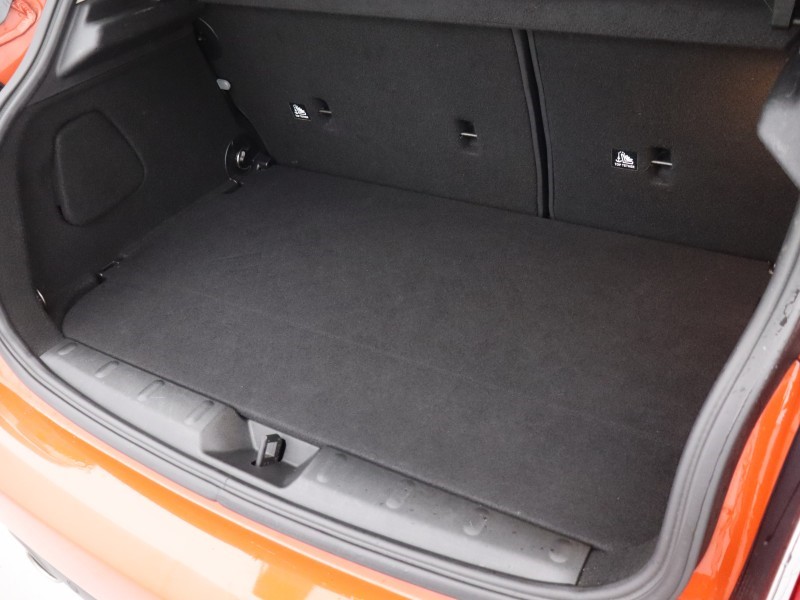 2019 (68) MINI HATCHBACK 1.5 Cooper Classic II 5dr 4977603