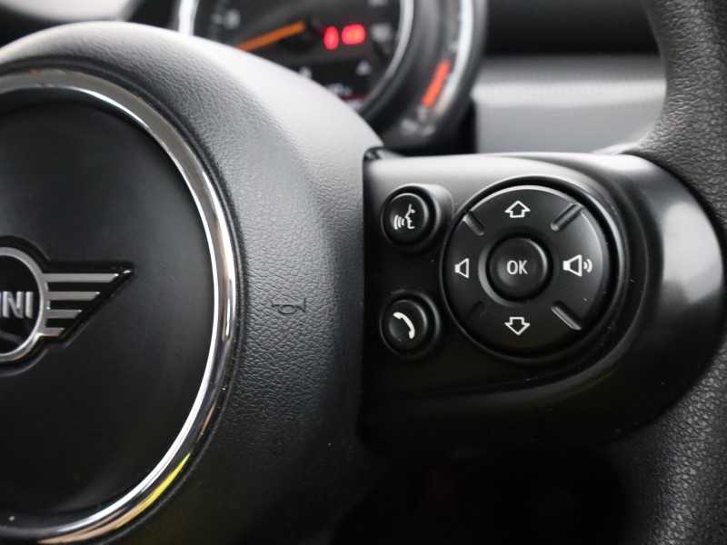 2019 (68) MINI HATCHBACK 1.5 Cooper Classic II 5dr 4977636