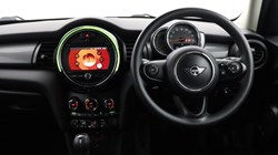 2019 (68) MINI HATCHBACK 1.5 Cooper Classic II 5dr 4977643