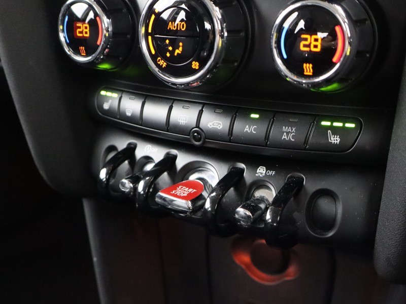 2019 (68) MINI HATCHBACK 1.5 Cooper Classic II 5dr 4977624