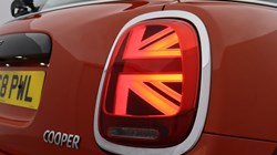 2019 (68) MINI HATCHBACK 1.5 Cooper Classic II 5dr 4977599
