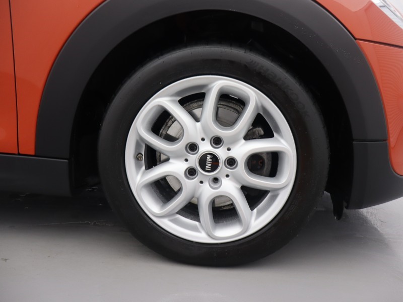 2019 (68) MINI HATCHBACK 1.5 Cooper Classic II 5dr 4977596