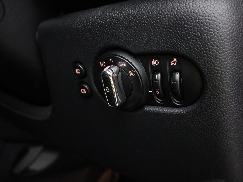 2019 (68) MINI HATCHBACK 1.5 Cooper Classic II 5dr 4977617