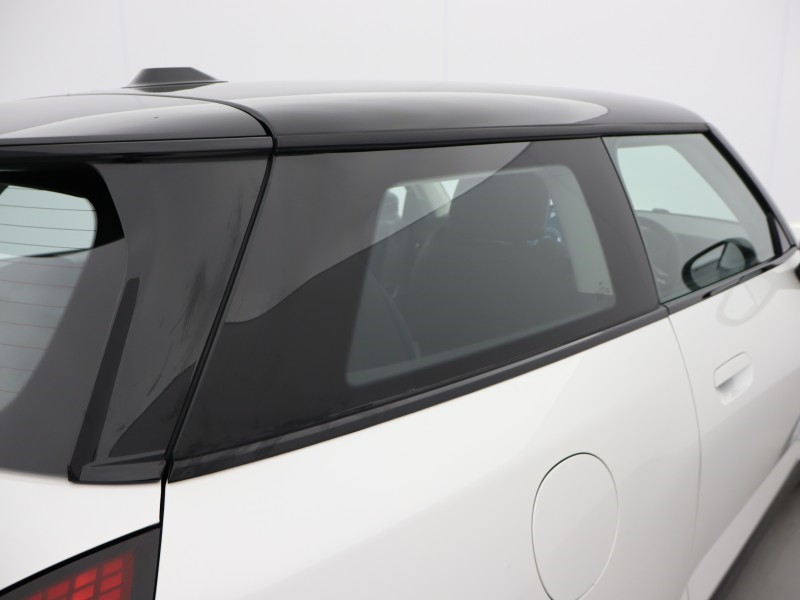 2024 (24) MINI COOPER 135kW E Classic 41kWh 3dr Auto 4965664