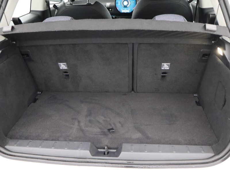 2024 (24) MINI COOPER 135kW E Classic 41kWh 3dr Auto 4965662