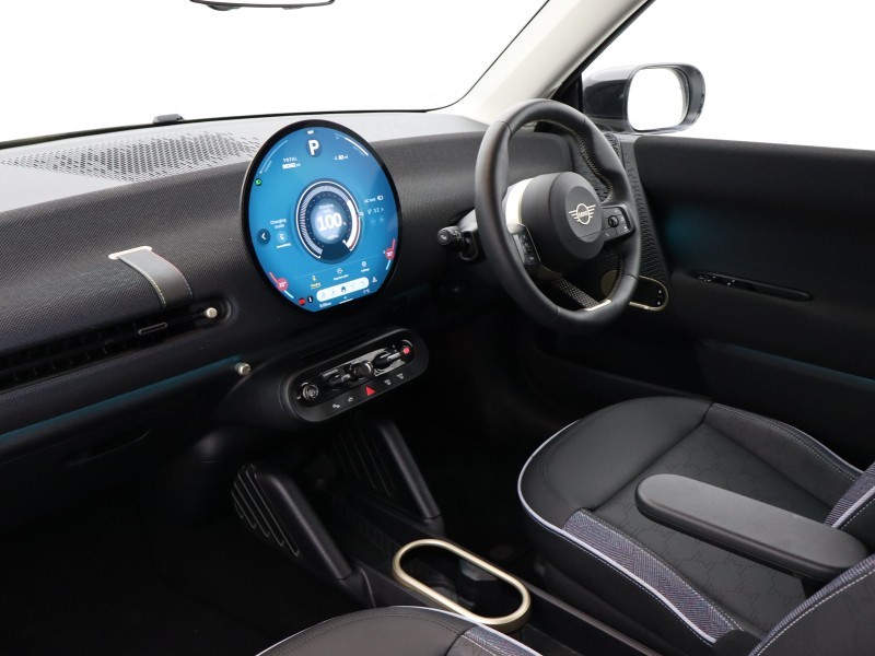 2024 (24) MINI COOPER 135kW E Classic 41kWh 3dr Auto 4965671