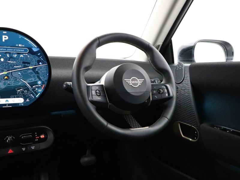 2024 (24) MINI COOPER 135kW E Classic 41kWh 3dr Auto 4965681