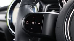 2022 (72) MINI HATCHBACK 1.5 Cooper Exclusive 3dr Auto 5182920