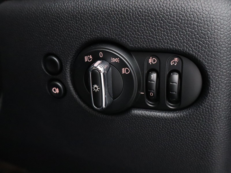 2022 (72) MINI HATCHBACK 1.5 Cooper Exclusive 3dr Auto 5182930