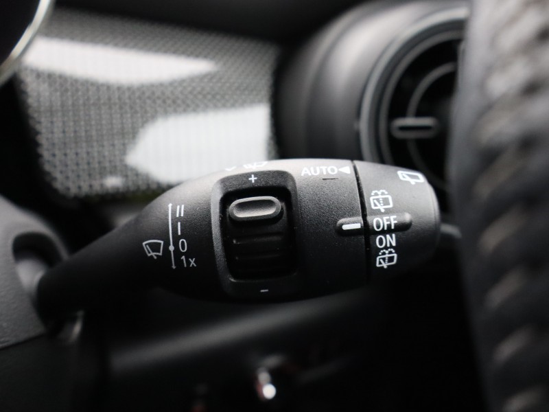 2022 (72) MINI HATCHBACK 1.5 Cooper Exclusive 3dr Auto 5182922