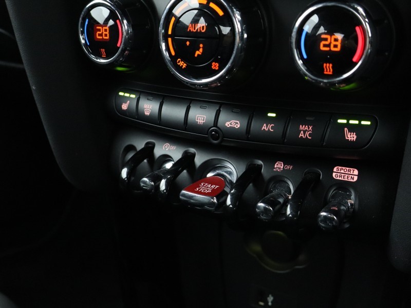 2022 (72) MINI HATCHBACK 1.5 Cooper Exclusive 3dr Auto 5182910