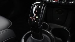 2022 (72) MINI HATCHBACK 1.5 Cooper Exclusive 3dr Auto 5182908