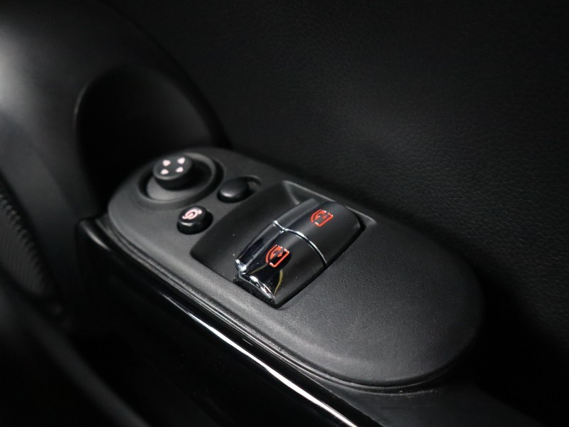 2022 (72) MINI HATCHBACK 1.5 Cooper Exclusive 3dr Auto 5182928