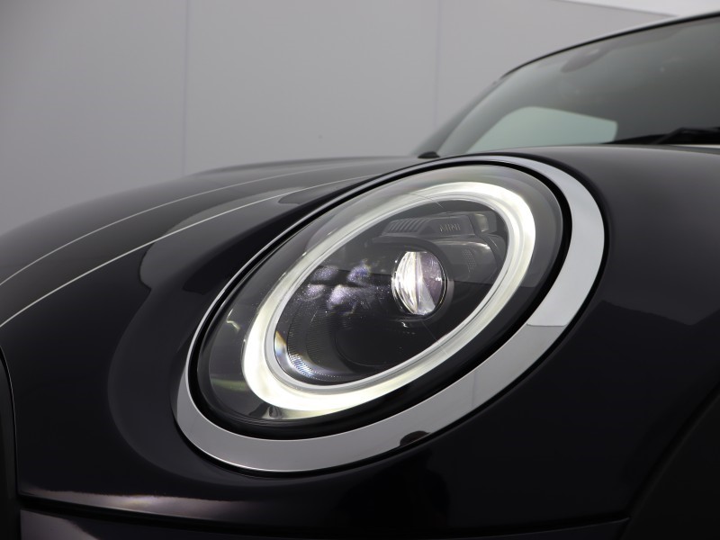 2022 (72) MINI HATCHBACK 1.5 Cooper Exclusive 3dr Auto 5182885