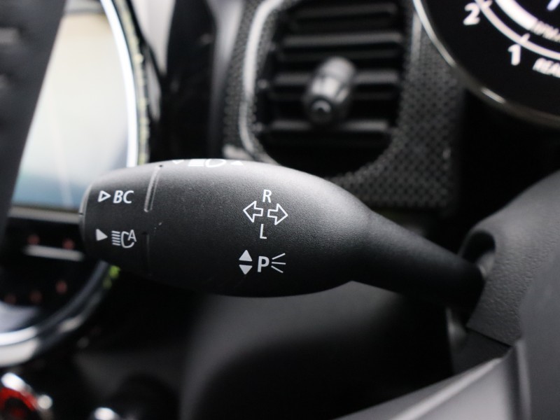 2022 (72) MINI HATCHBACK 1.5 Cooper Exclusive 3dr Auto 5182923