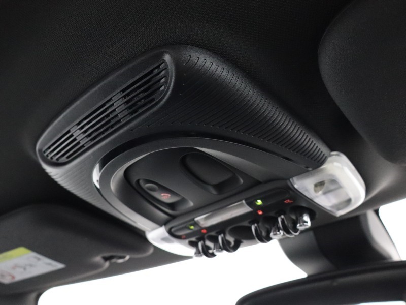 2022 (72) MINI HATCHBACK 1.5 Cooper Exclusive 3dr Auto 5182925