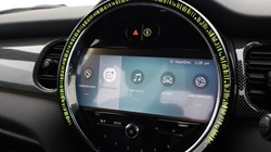 2022 (72) MINI HATCHBACK 1.5 Cooper Exclusive 3dr Auto 5182926