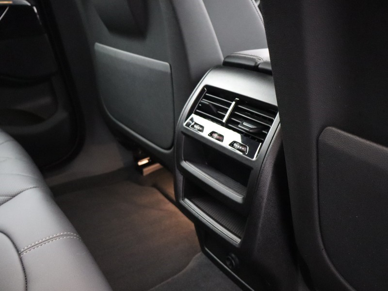 2025 (25) BMW X6 xDrive30d MHT M Sport 5dr Step Auto 4981859