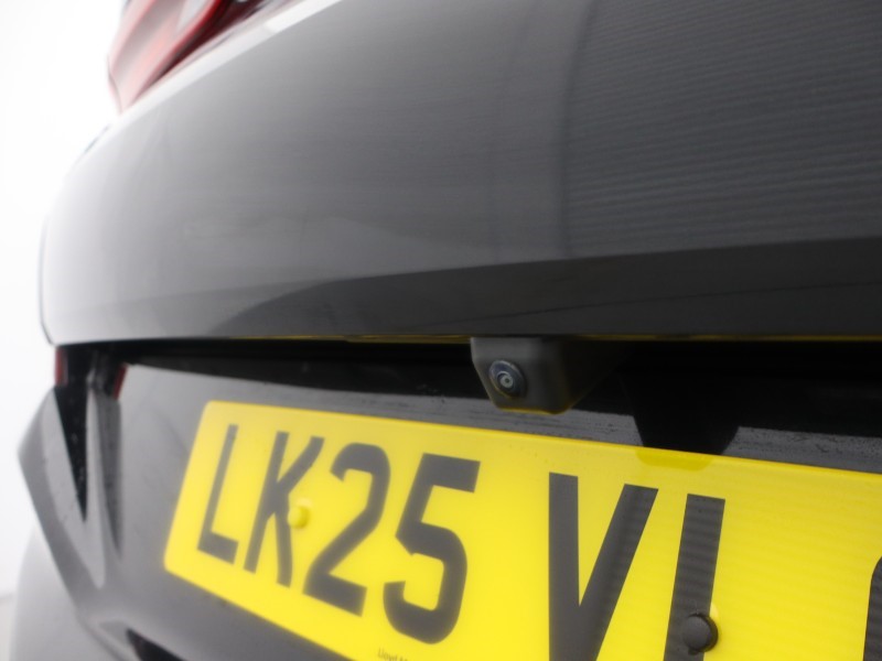 2025 (25) BMW X6 xDrive30d MHT M Sport 5dr Step Auto 4981856