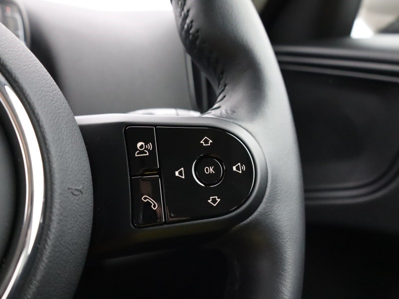 2022 (72) MINI COUNTRYMAN 1.5 Cooper Classic 5dr Auto 4973290