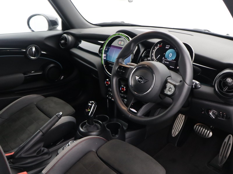 2023 (23) MINI HATCHBACK 1.5 Cooper Sport 3dr Auto 4975420