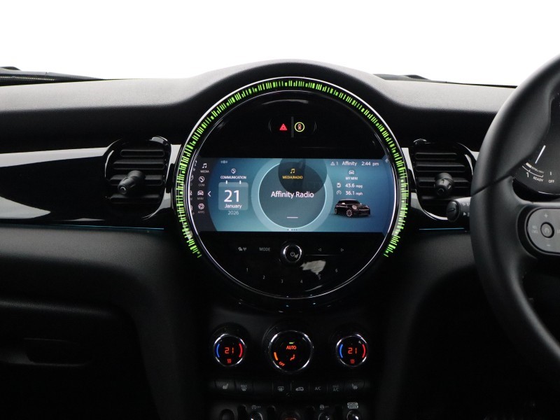 2023 (23) MINI HATCHBACK 1.5 Cooper Sport 3dr Auto 4975435