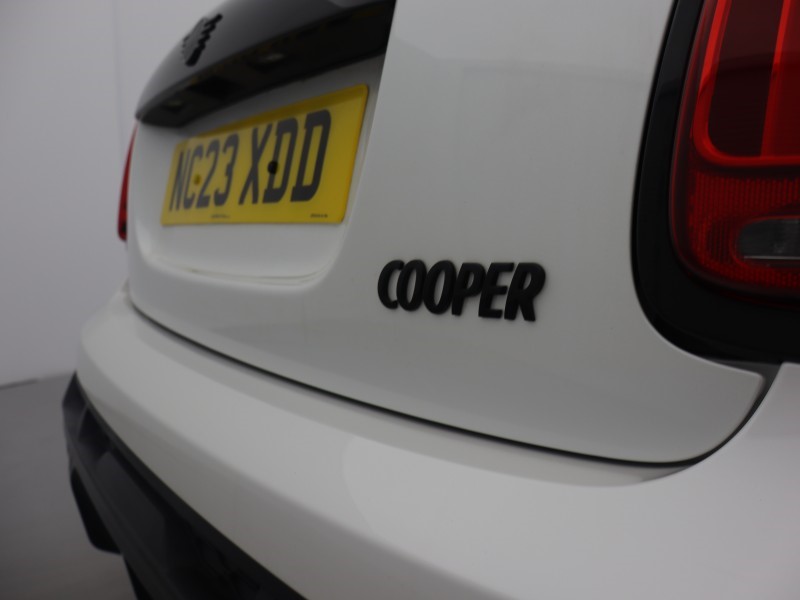 2023 (23) MINI HATCHBACK 1.5 Cooper Sport 3dr Auto 4975414