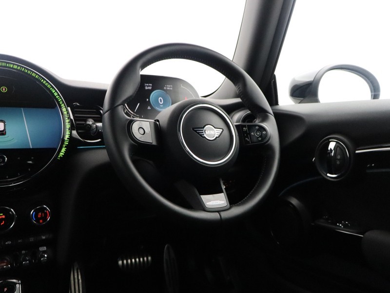 2023 (23) MINI HATCHBACK 1.5 Cooper Sport 3dr Auto 4975434