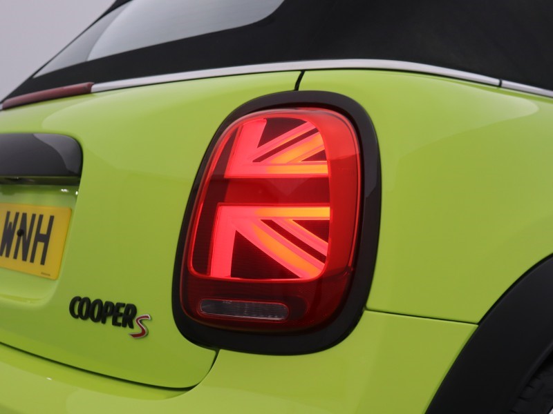 2022 (72) MINI CONVERTIBLE 2.0 Cooper S Sport 2dr Auto 4994846