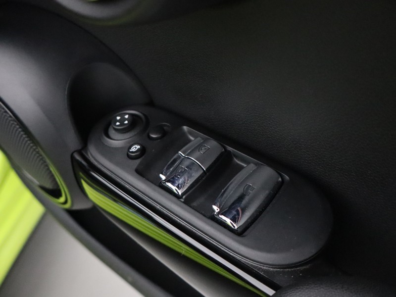 2022 (72) MINI CONVERTIBLE 2.0 Cooper S Sport 2dr Auto 4994897