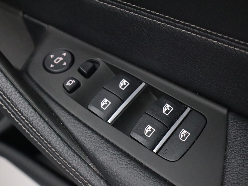 2023 (72) BMW 5 SERIES 520d MHT M Sport 4dr Step Auto 4992339