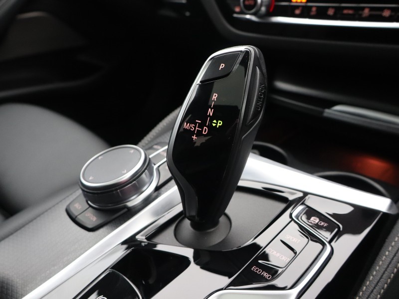 2023 (72) BMW 5 SERIES 520d MHT M Sport 4dr Step Auto 4992373