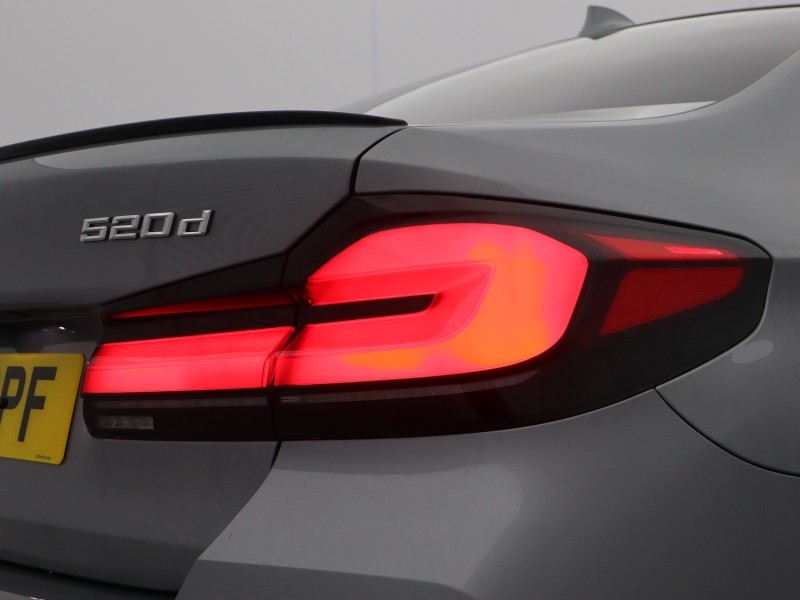 2023 (72) BMW 5 SERIES 520d MHT M Sport 4dr Step Auto 4992321