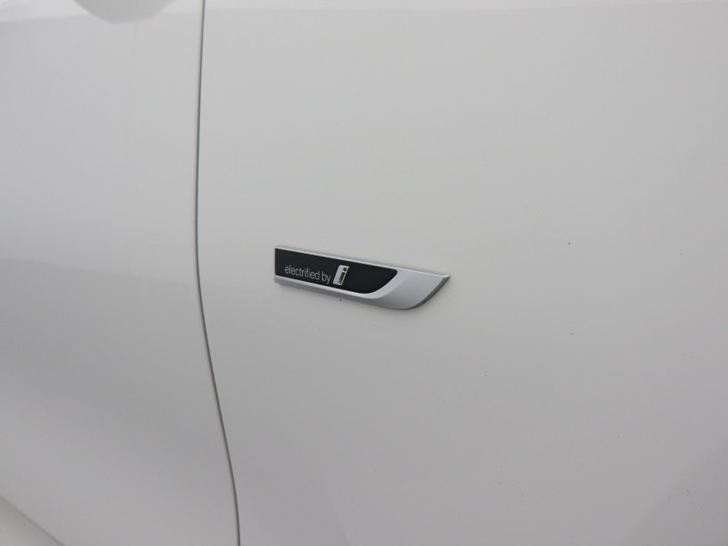 2022 (72) BMW 3 SERIES 330e M Sport 4dr Step Auto 5008369