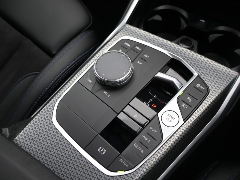 2022 (72) BMW 3 SERIES 330e M Sport 4dr Step Auto 5008404