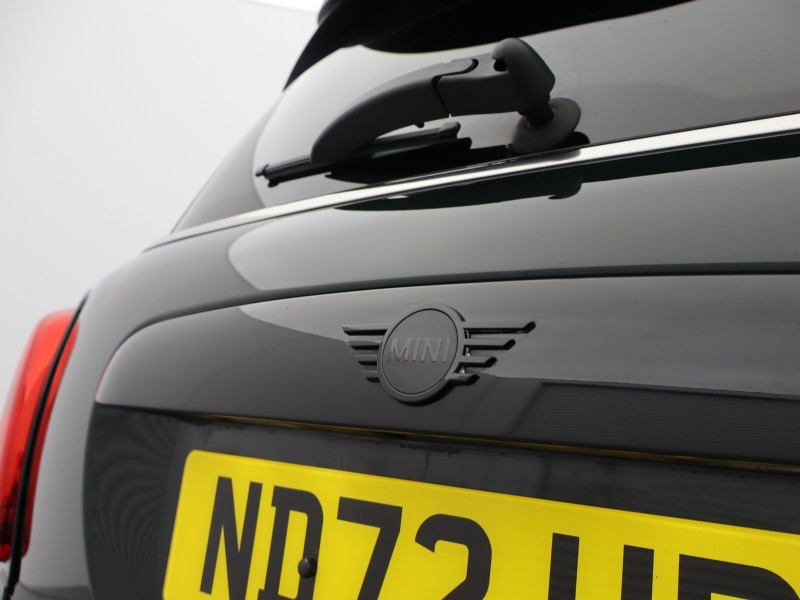 2022 (72) MINI HATCHBACK 2.0 John Cooper Works 3dr Auto 5016151