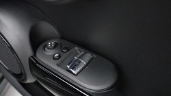 2022 (72) MINI HATCHBACK 2.0 John Cooper Works 3dr Auto 5016164