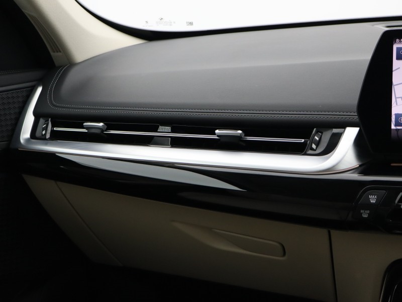 2023 (72) BMW X1 xDrive 23i MHT xLine 5dr Step Auto 5018138