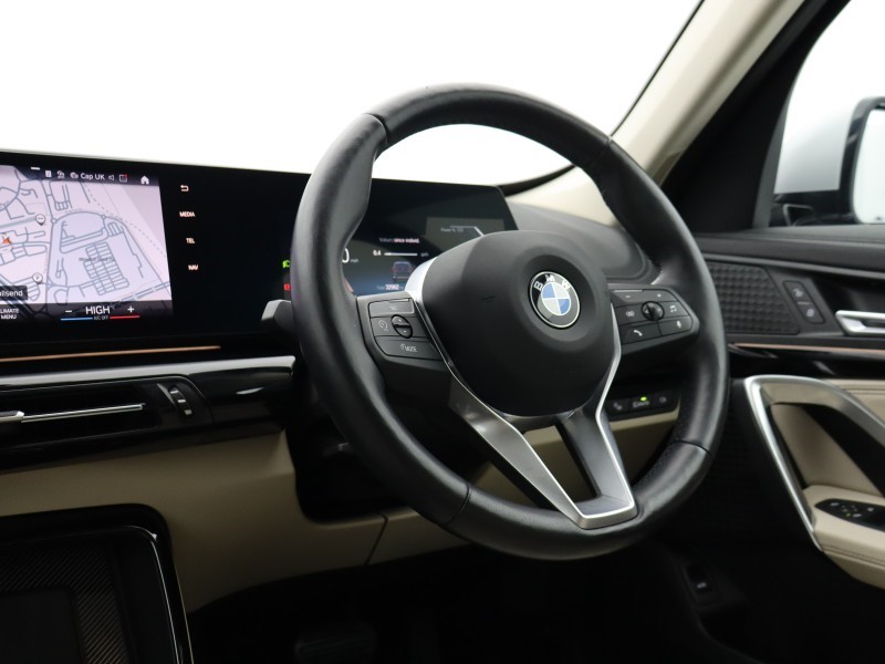 2023 (72) BMW X1 xDrive 23i MHT xLine 5dr Step Auto 5018135