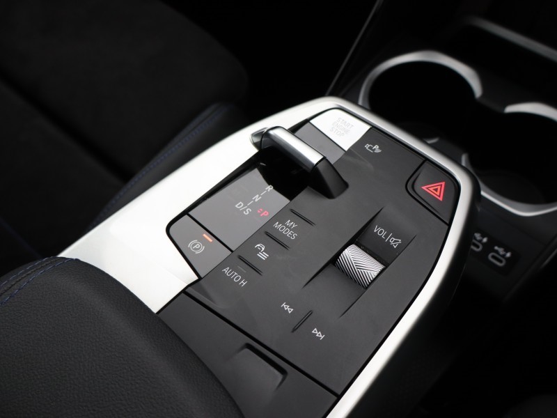 2022 (72) BMW X1 xDrive 23d MHT M Sport Premier 5dr Step Auto 5045065