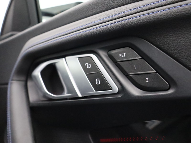 2023 (23) BMW 2 SERIES M240i xDrive 2dr Step Auto 5040858