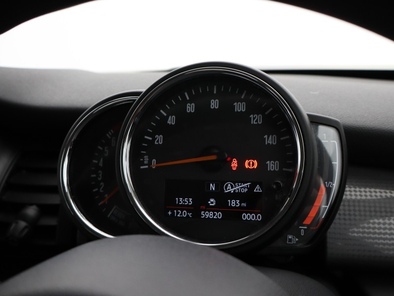 2018 (68) MINI HATCHBACK 1.5 Cooper Classic II 5dr 5113106